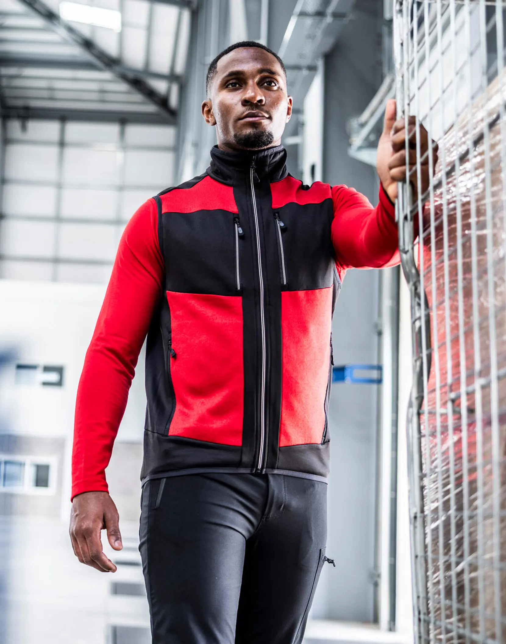 Bild på E-Volve Stretch Hybrid Midlayer Bodywarmer Bild på E-Volve Stretch Hybrid Midlayer Bodywarmer