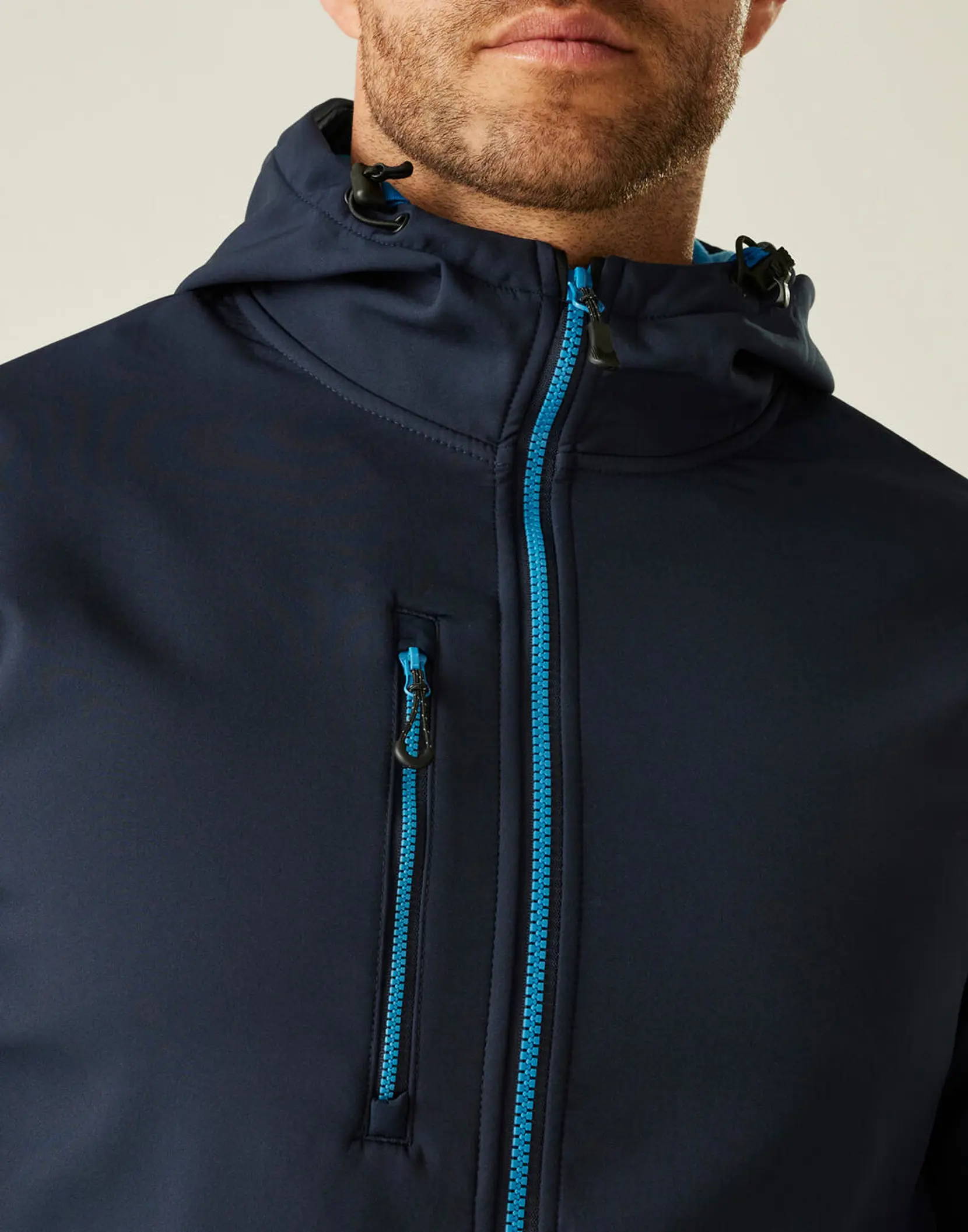 Bild på Navigate 2-Layer Hooded Softshell Jacket