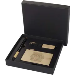 Bild på Minka gåvoset med RCS-kulspetspenna, nyckelring och RFID-korthållare i återvunnen aluminium