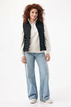 Bild på Iqoniq Meru damväst i återvunnen polyester