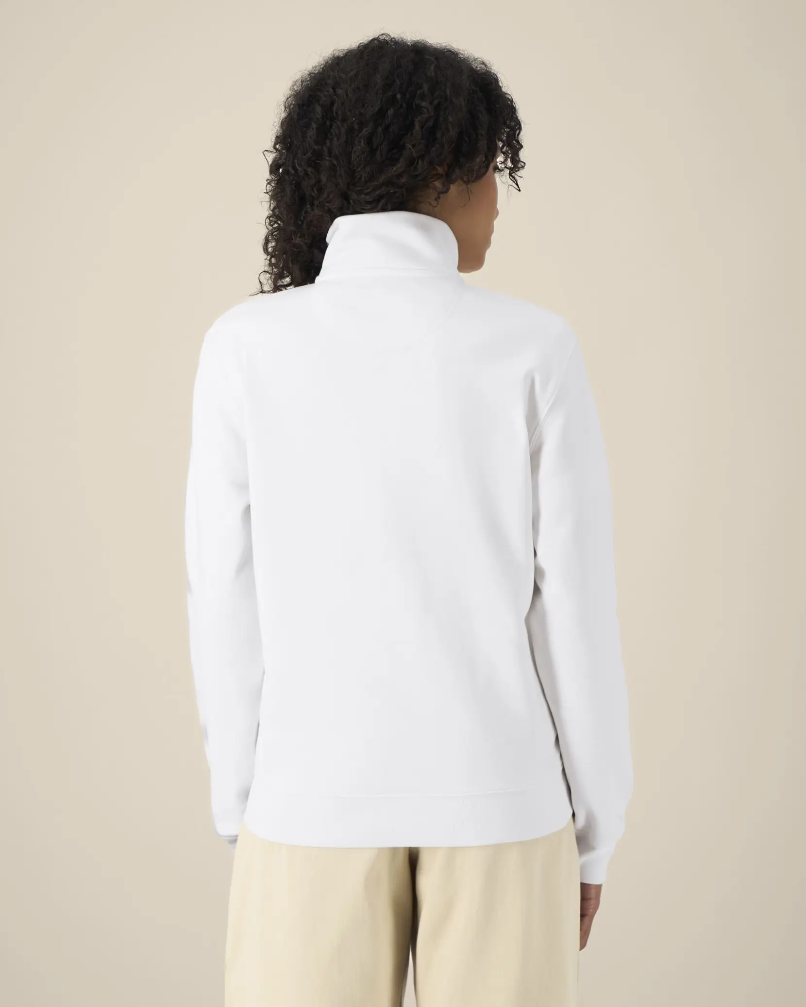 Bild på Trailer 2.0 The unisex high neck zip-through sweatshirt