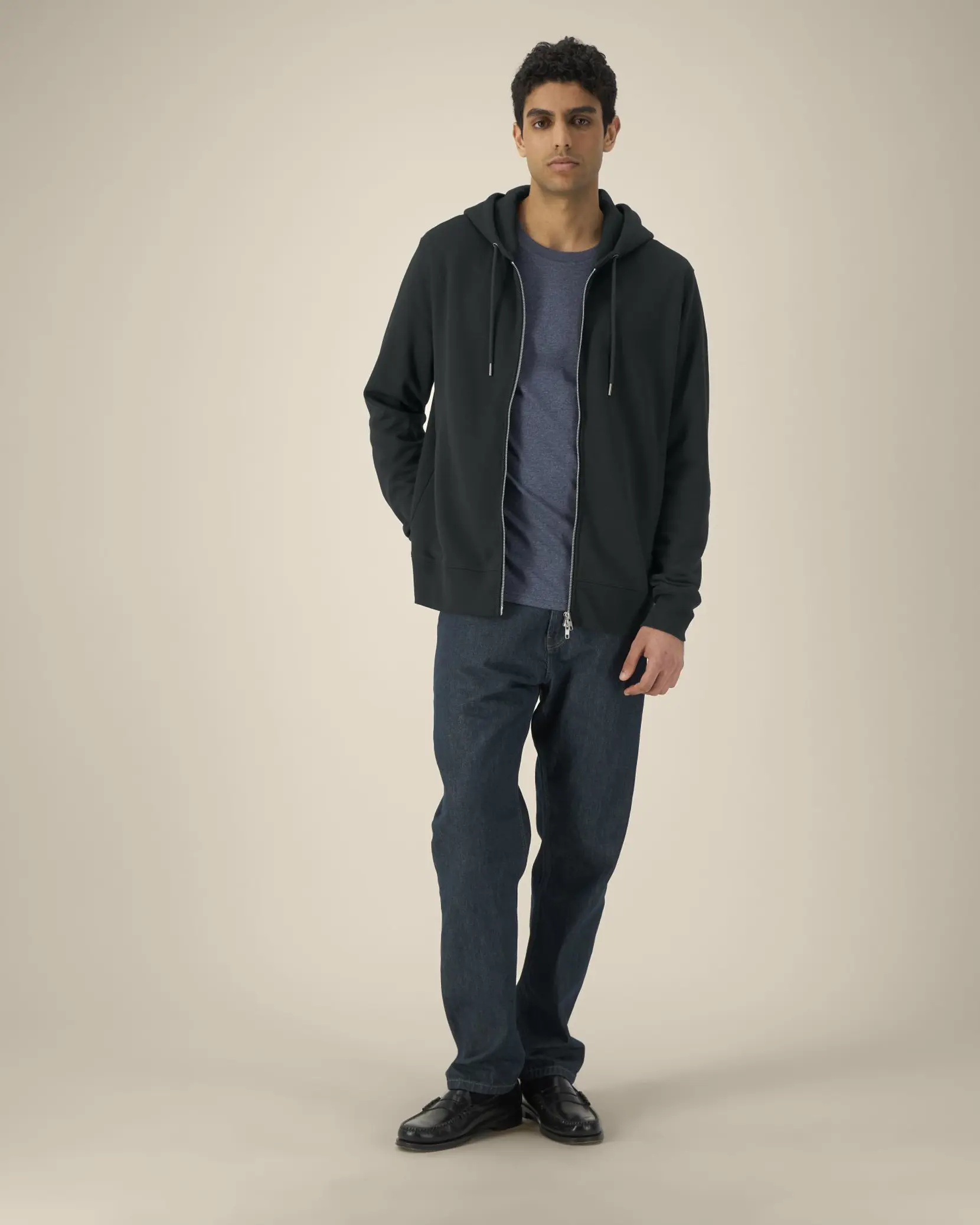 Bild på Astor The unisex zip-through hoodie in cotton-TENCEL™ Modal