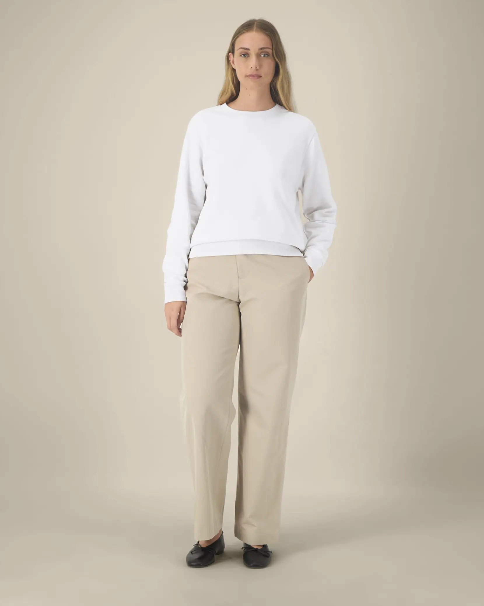 Bild på Stella Thinker The women's crewneck sweatshirt in recycled cotton