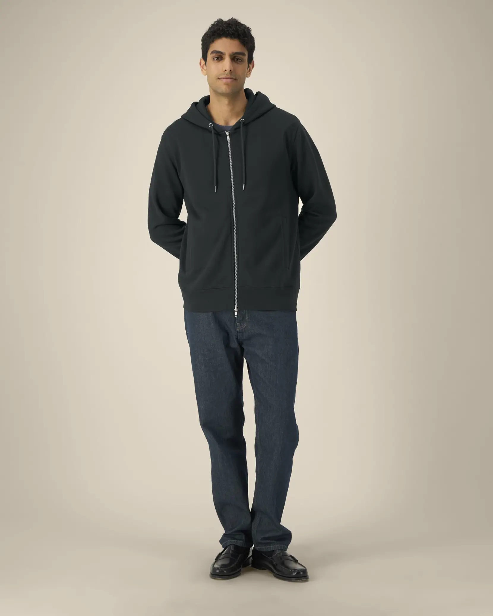 Bild på Astor The unisex zip-through hoodie in cotton-TENCEL™ Modal