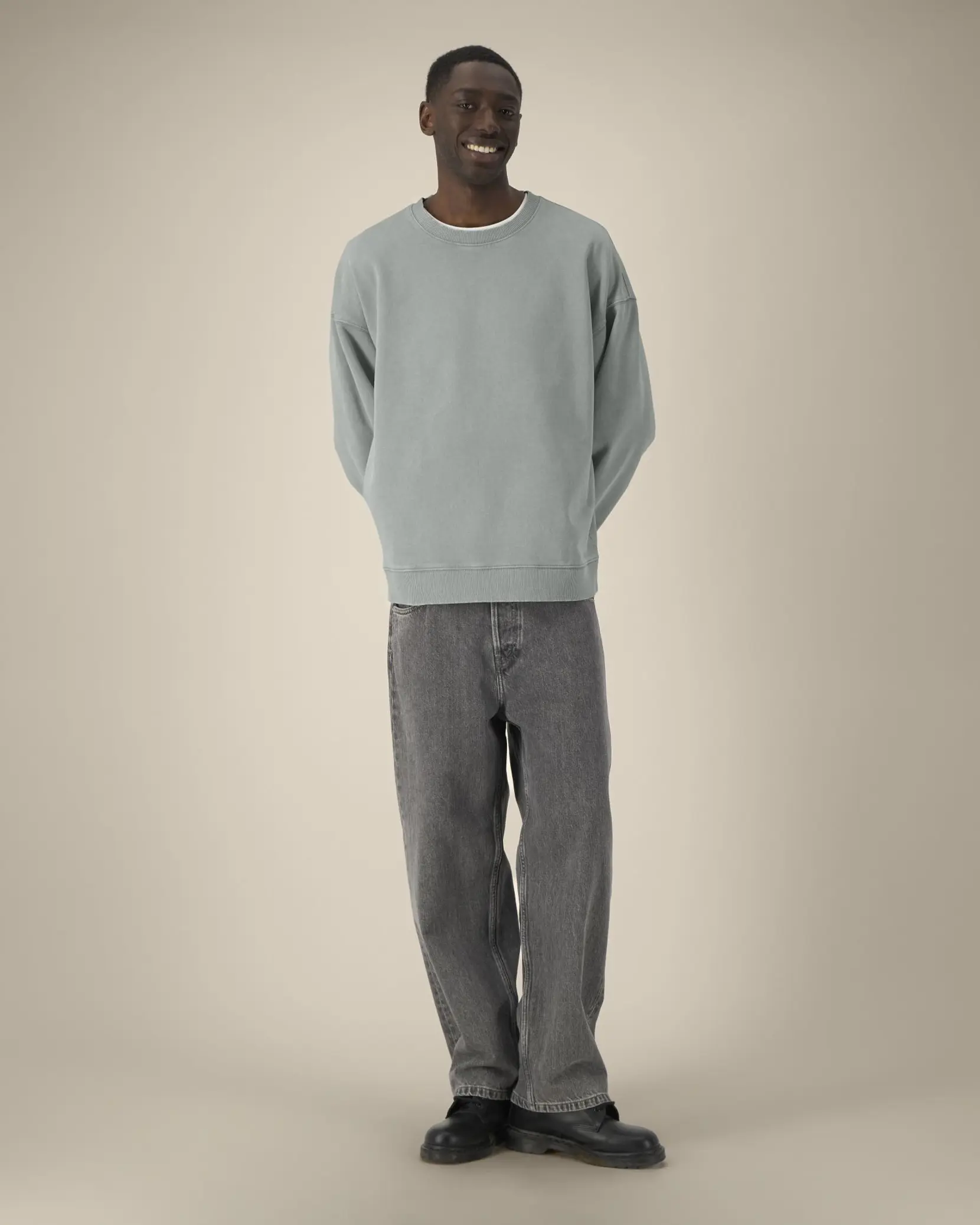 Bild på Radder 2.0 Vintage The oversized garment dyed crew neck sweatshirt