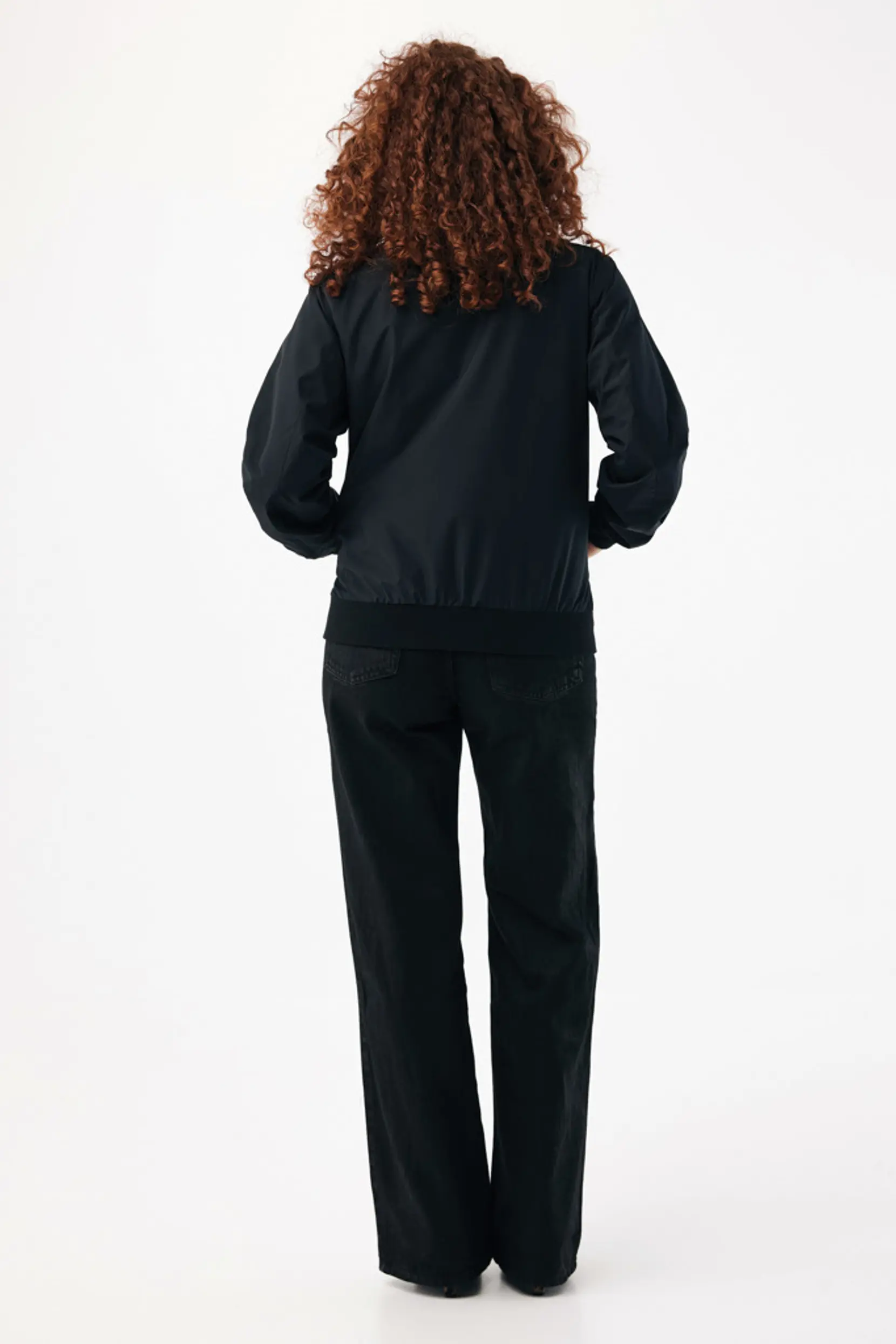 Bild på IQONQ Odin jacka i återvunnen polyester - urban stil