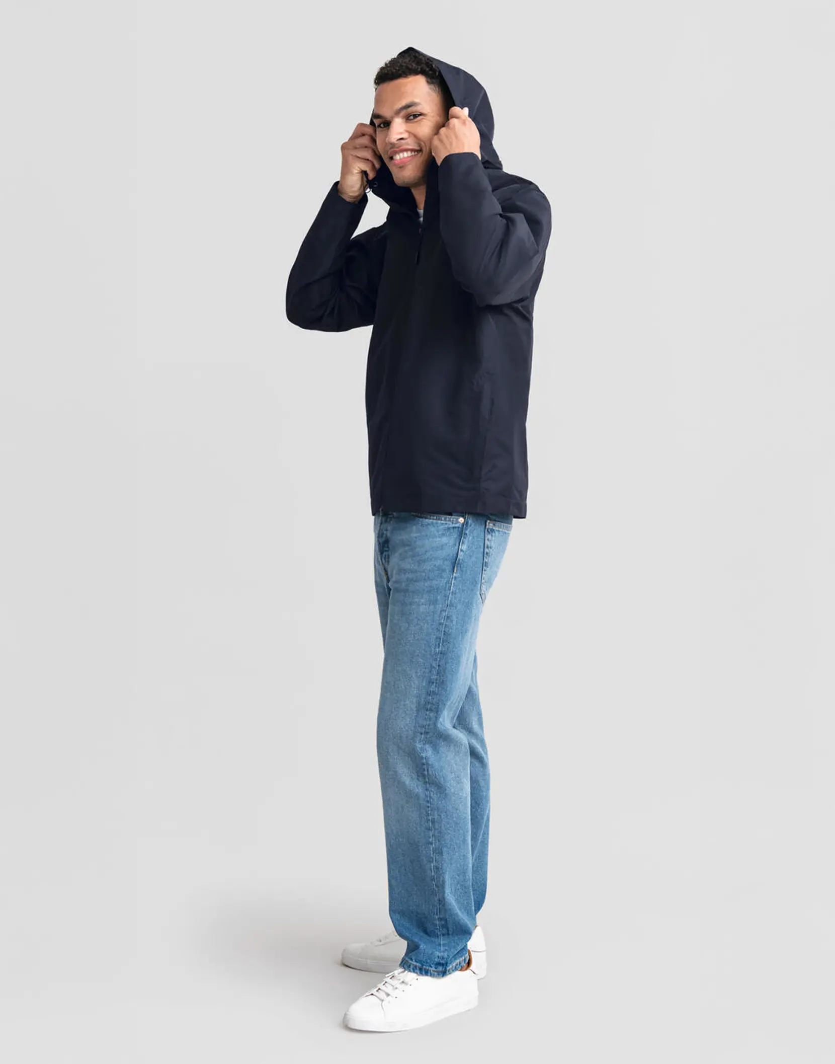 Bild på Essential Weather Shell Jacket