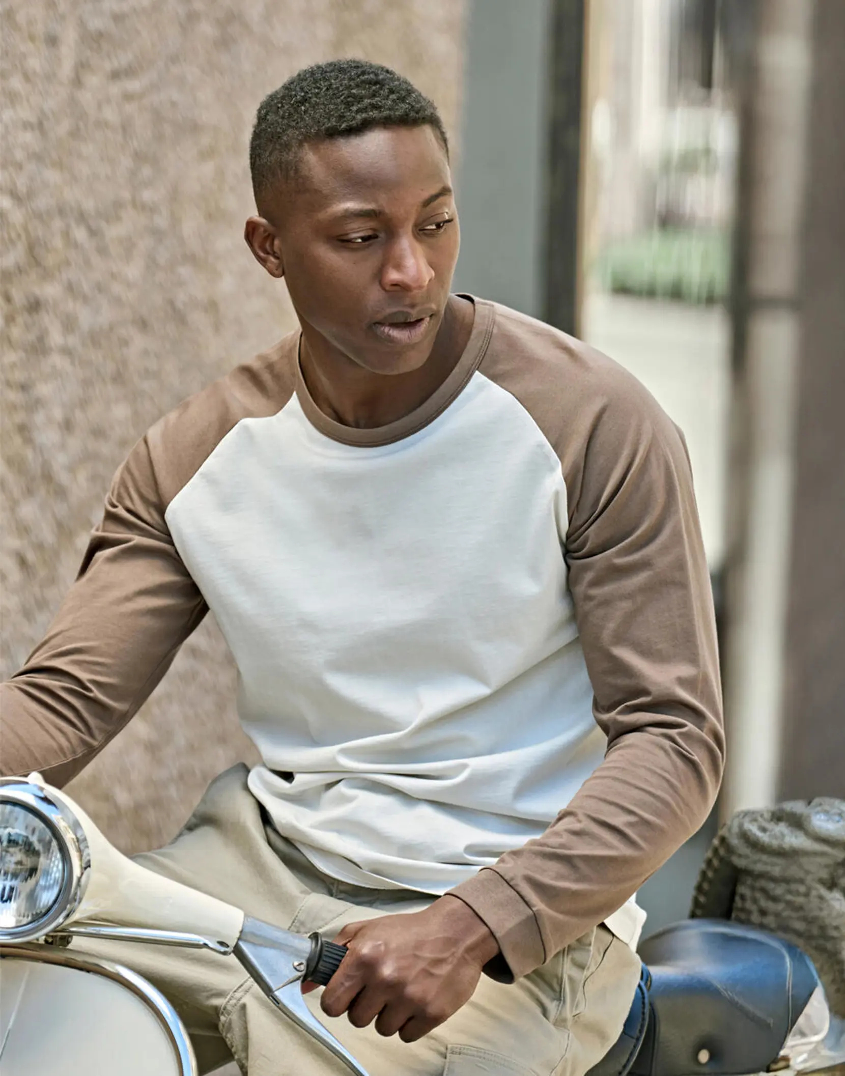 Bild på Urban Baseball Tee