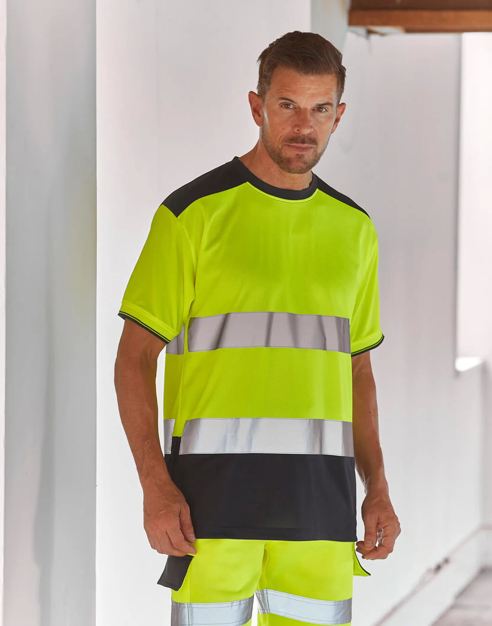 Bild på Hi-Vis Two Tone T-Shirts Bild på Hi-Vis Two Tone T-Shirts