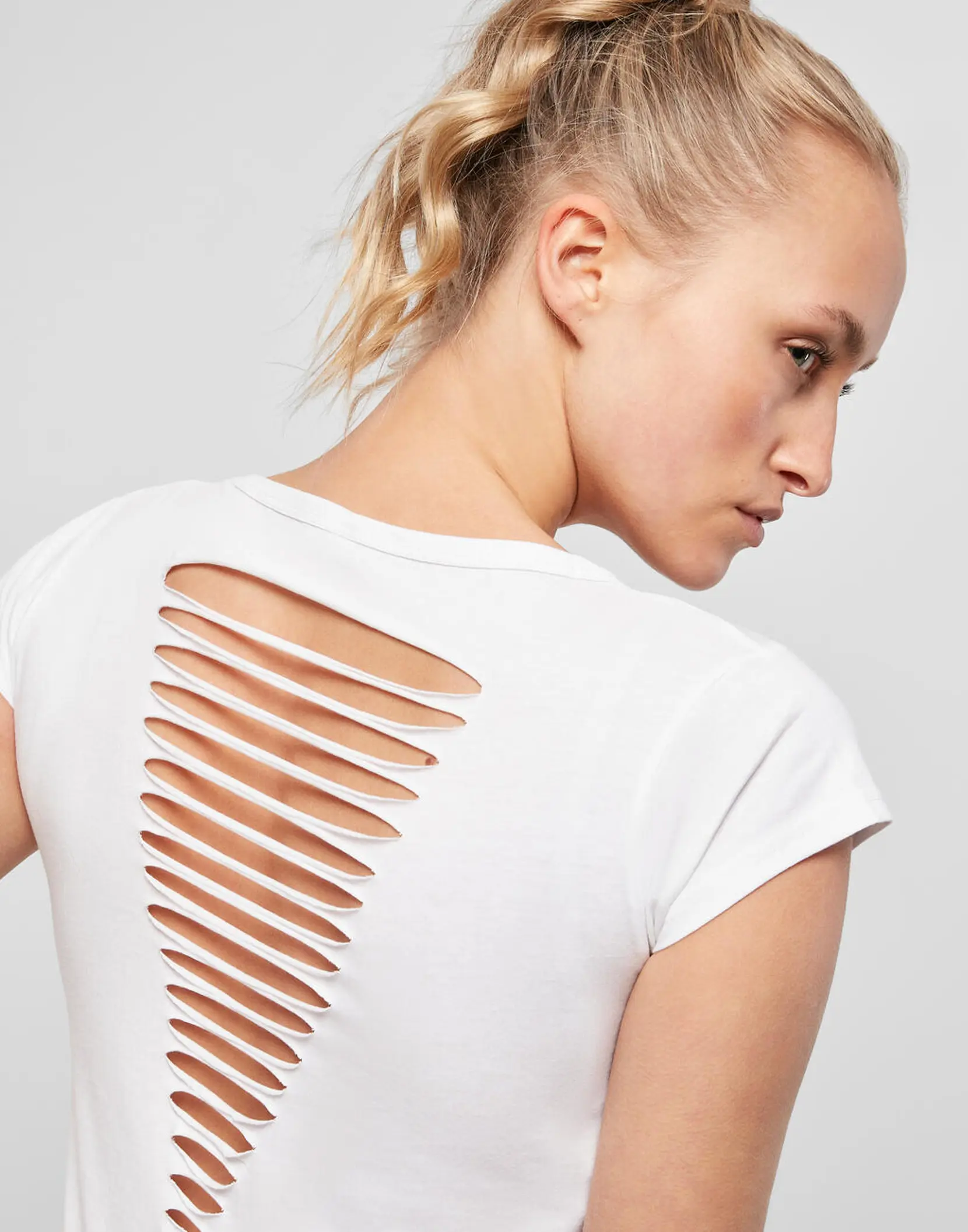 Bild på Ladies Back Cut Tee