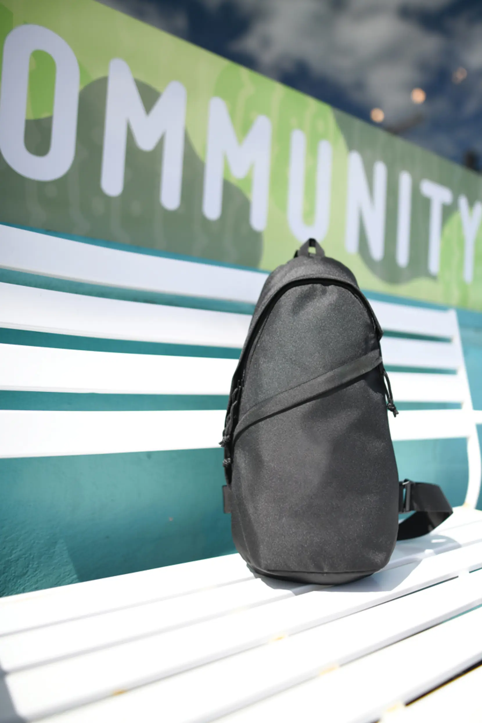 Bild på Renew AWARE™ rPET Sling väska