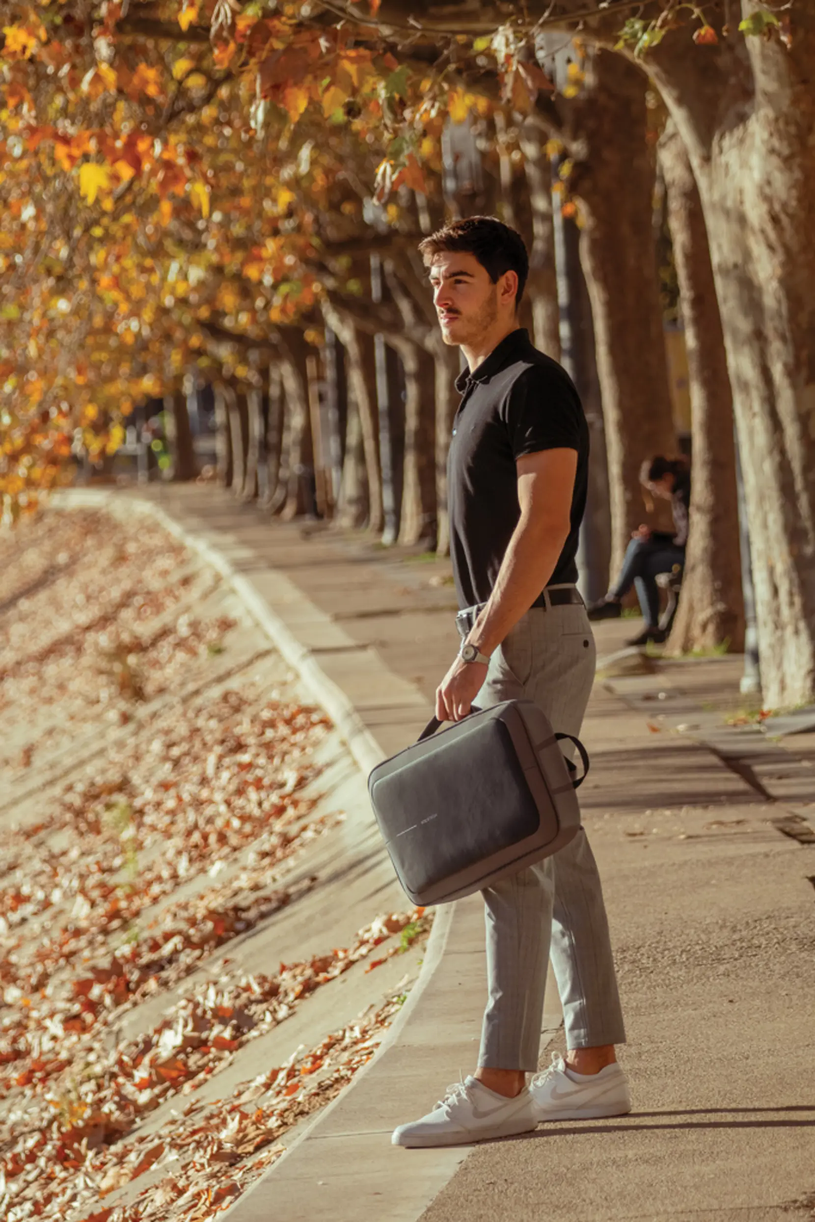 Bild på Bobby Bizz 2.0 stöldskyddad ryggsäck & laptopväska