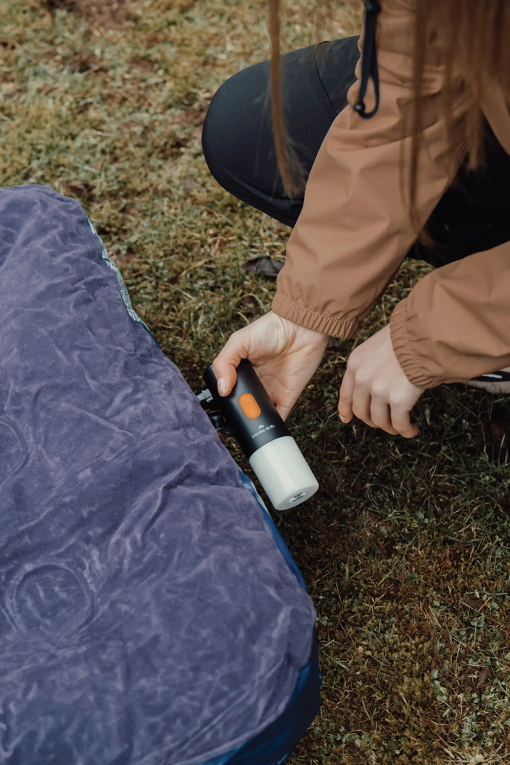 Bild på Nordic Drift Titan portabel luftpump & campinglampa