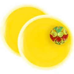 Bild på Flicka fånga-och-kasta-bollspel