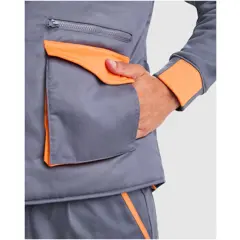 Bild på Armada arbetsväst med flera fickor