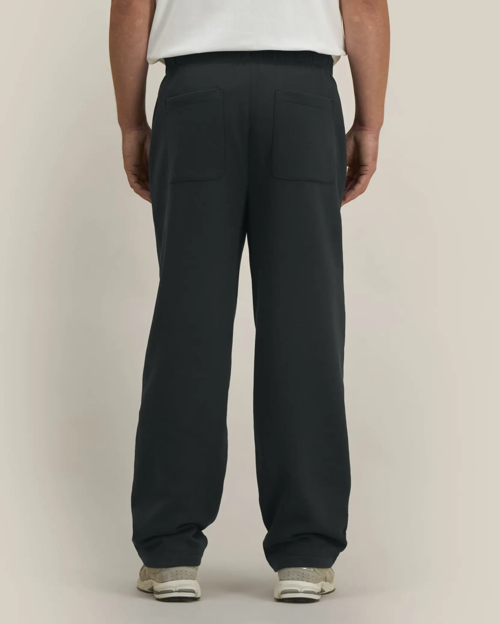 Bild på Needer The unisex relaxed straight leg joggers