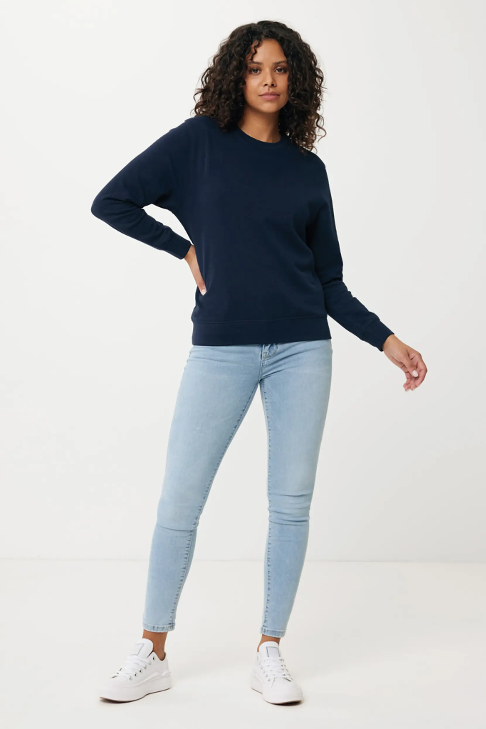 Bild på Iqoniq Etosha lättvikt sweatshirt i återvunnen bomull Bild på Iqoniq Etosha lättvikt sweatshirt i återvunnen bomull