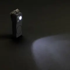 Bild på GuardBuddy RCS personlarm med USB-C-laddning