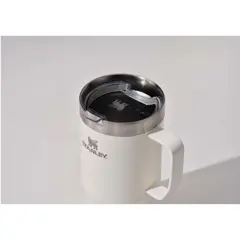 Bild på Stanley Everyday Suburban 473 ml isolerad mugg i återvunnet rostfritt stål