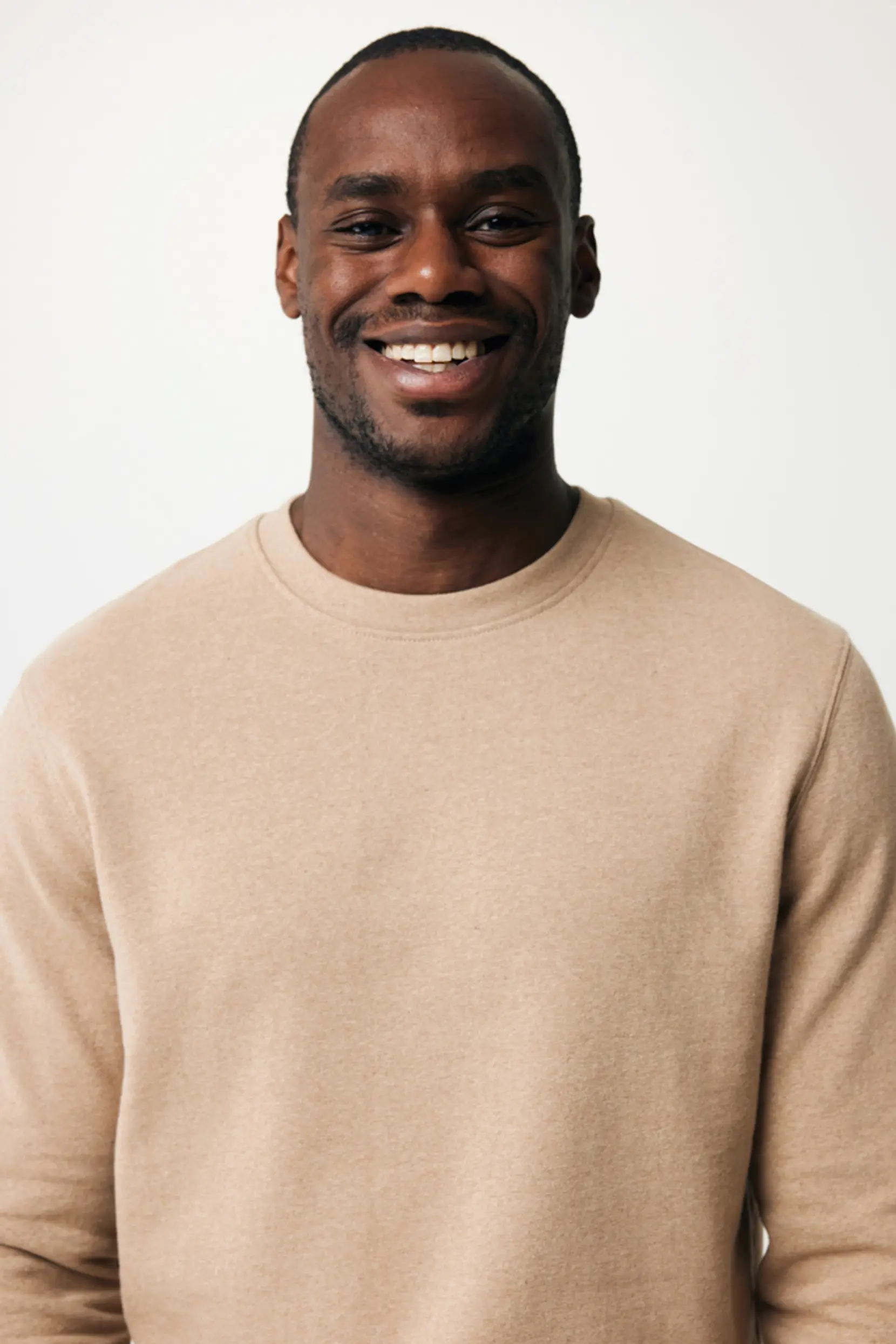 Bild på Iqoniq Denali sweatshirt i återvunnen ofärgad bomull