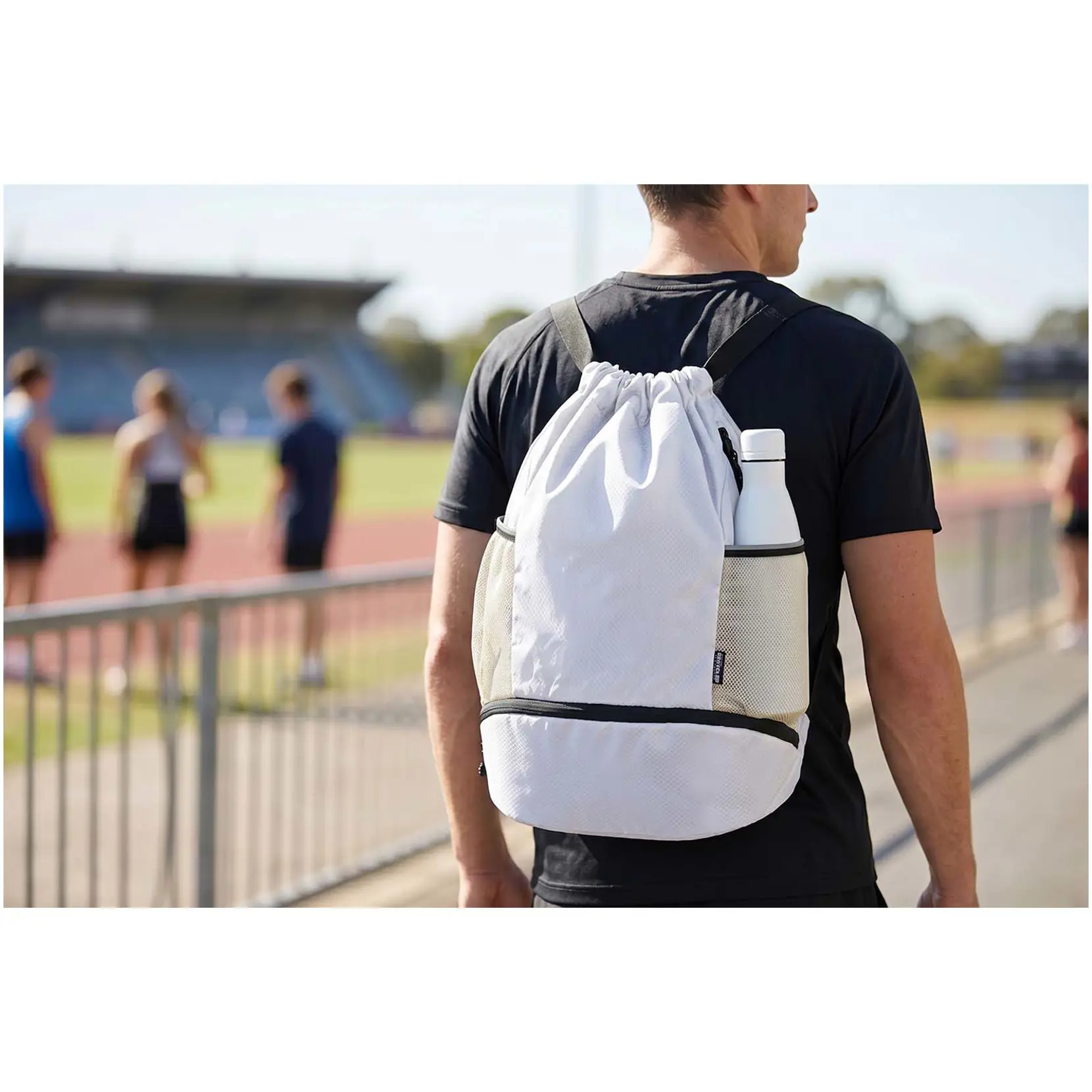 Bild på Nomad sportväska med dragsko och bottenfack av GRS-återvunnet material 18 l Bild på Nomad sportväska med dragsko och bottenfack av GRS-återvunnet material 18 l