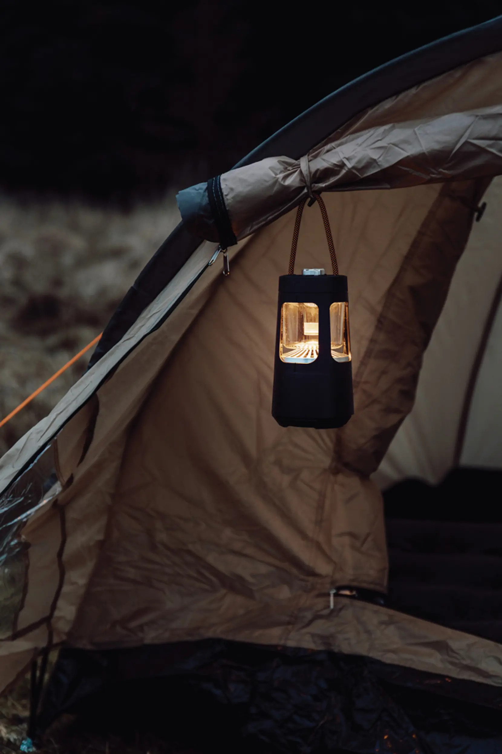 Bild på Nordic Drift Everest campinglykta med 10W högtalare Bild på Nordic Drift Everest campinglykta med 10W högtalare