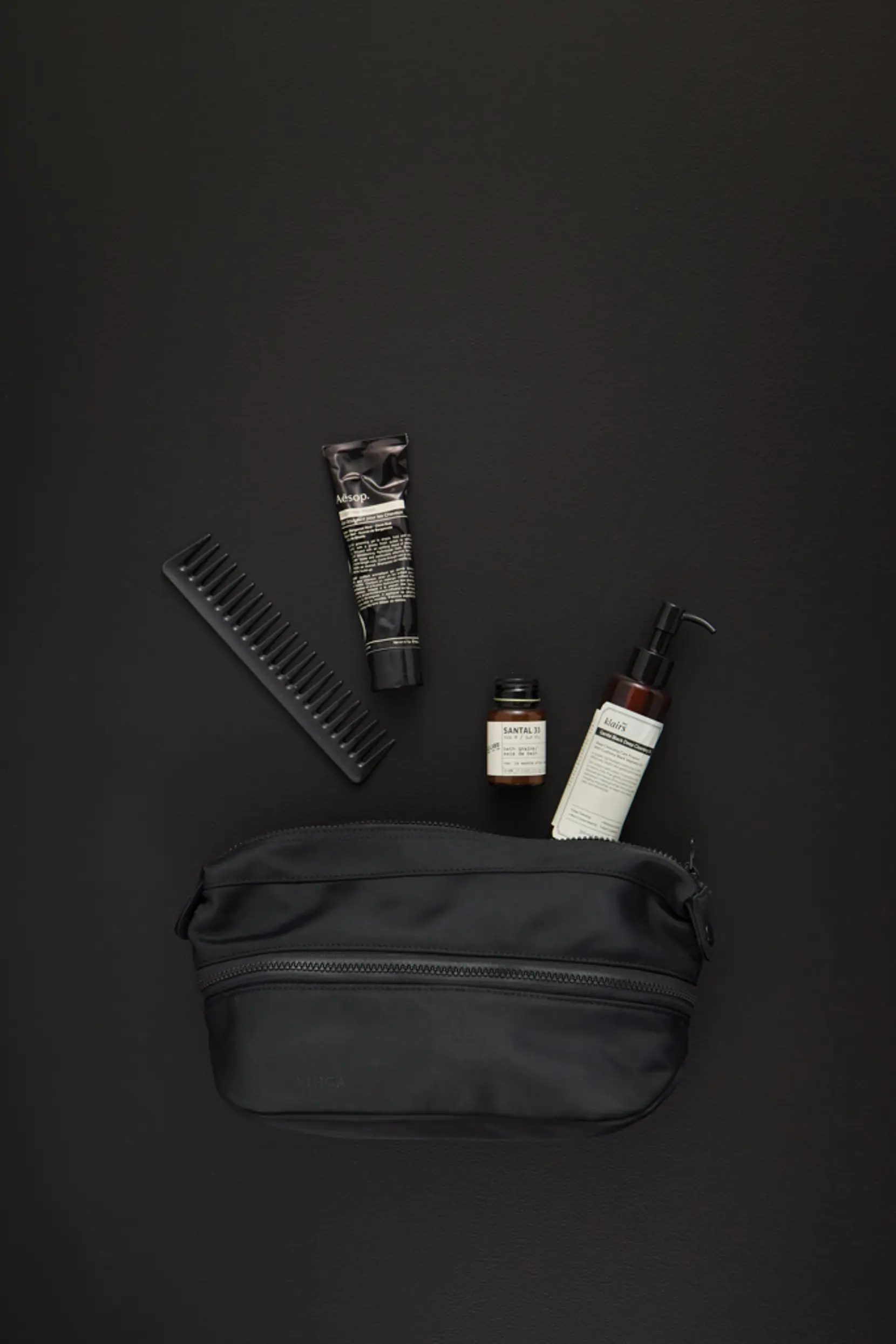 Bild på VINGA Baltimore Neo RCS expandable toiletry bag Bild på VINGA Baltimore Neo RCS expandable toiletry bag