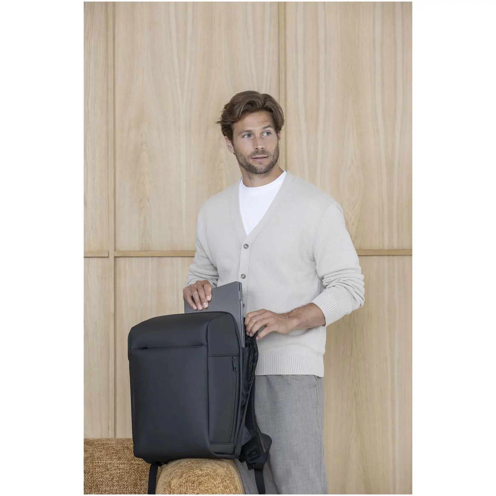 Bild på SMART 15" laptopväska av GRS-återvunnet material 18 L Bild på SMART 15" laptopväska av GRS-återvunnet material 18 L