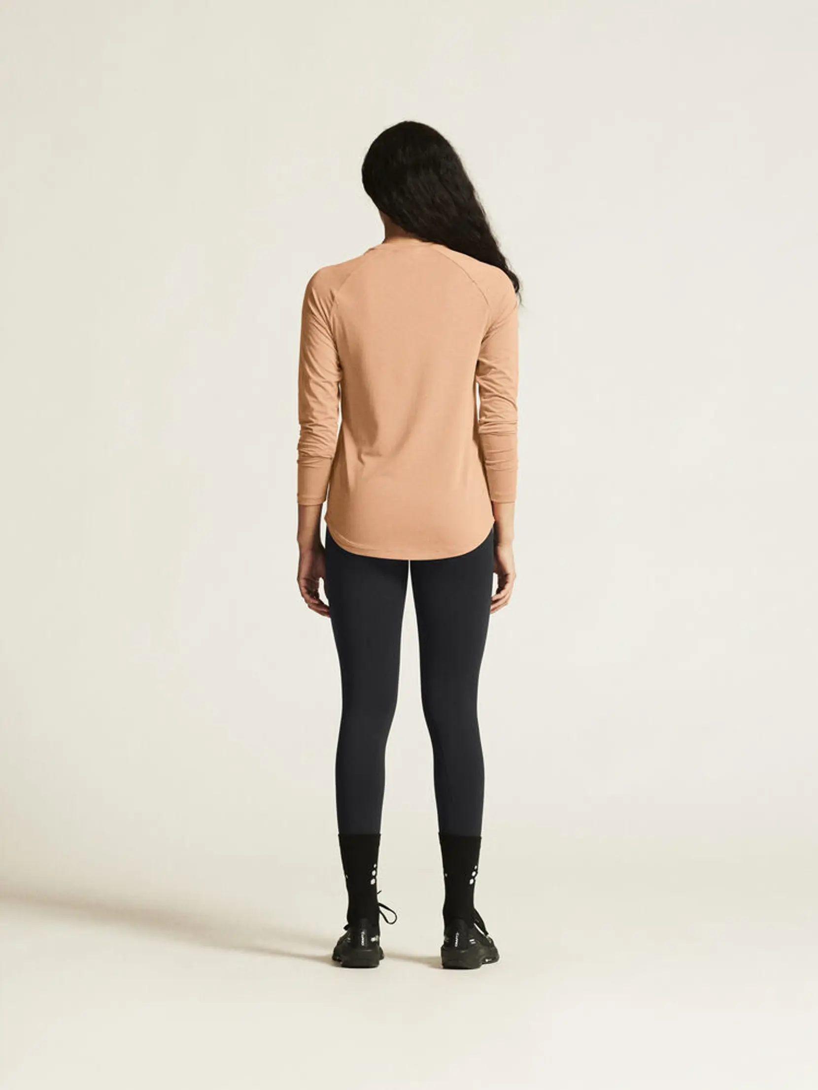 Bild på Collective LS Tee W Bild på Collective LS Tee W