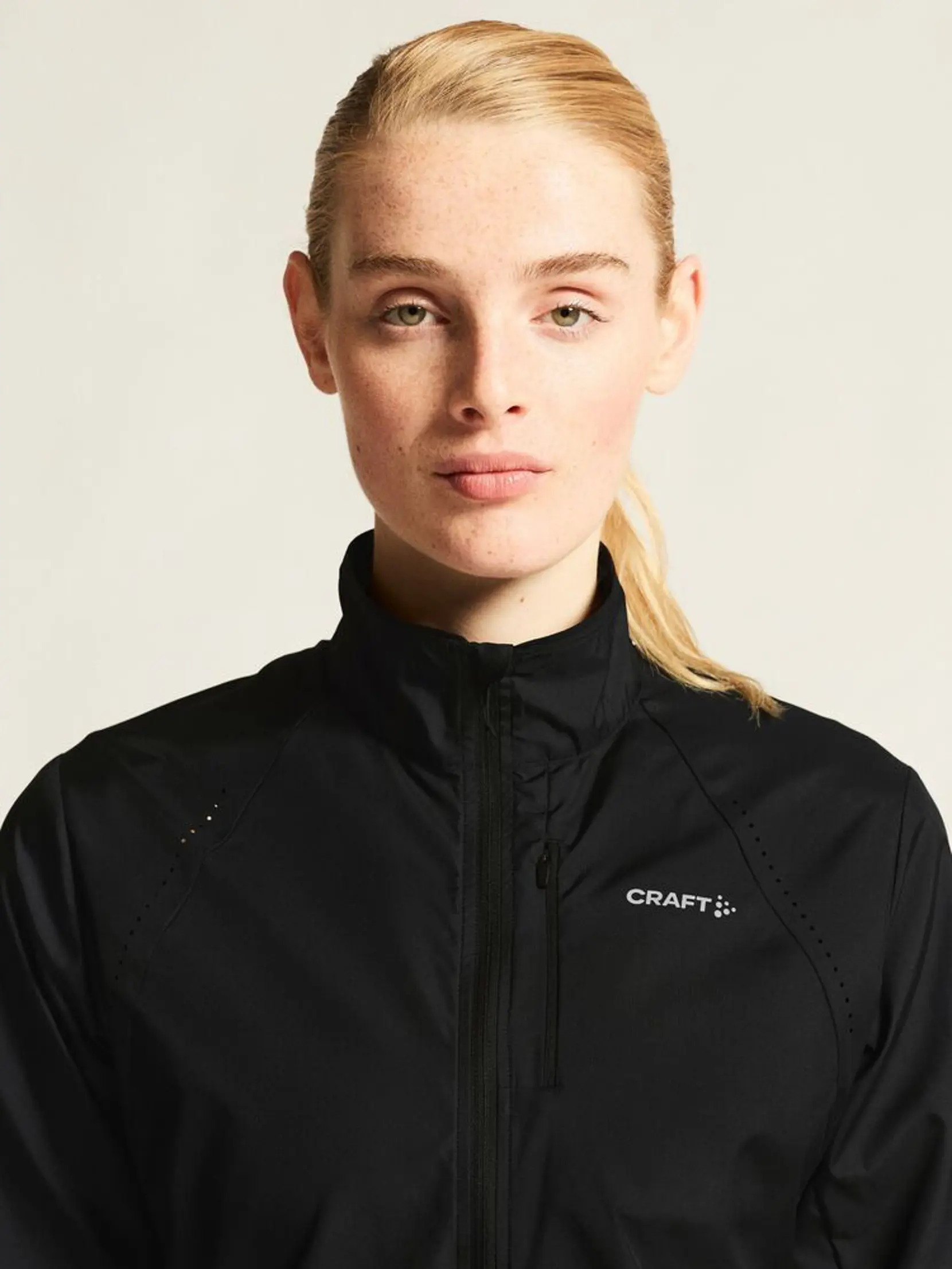 Bild på Essence wind jacket 2 W