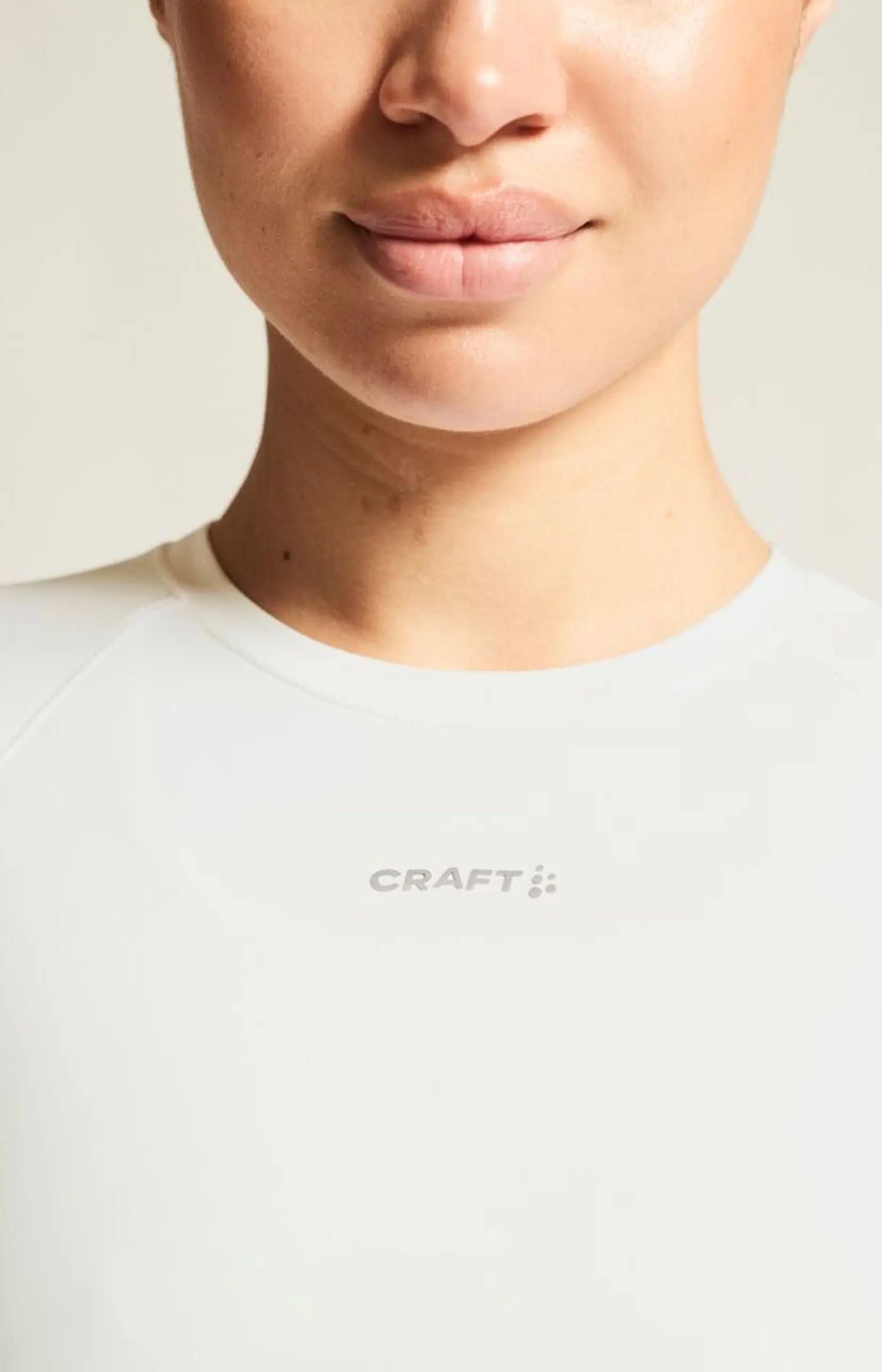 Bild på Hypervent Cropped Tee W Bild på Hypervent Cropped Tee W