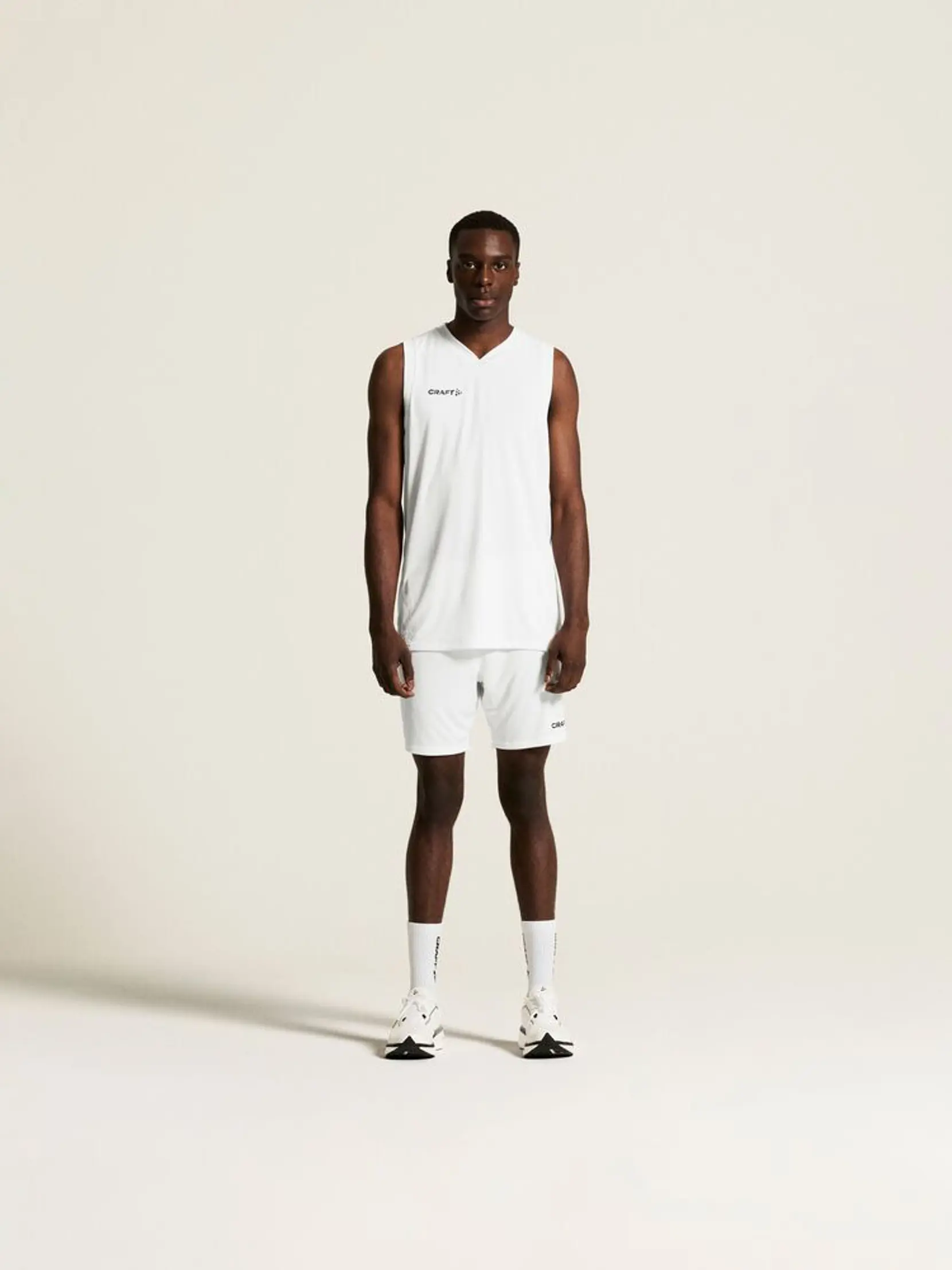 Bild på Basket 2.0 Singlet Contrast M Bild på Basket 2.0 Singlet Contrast M
