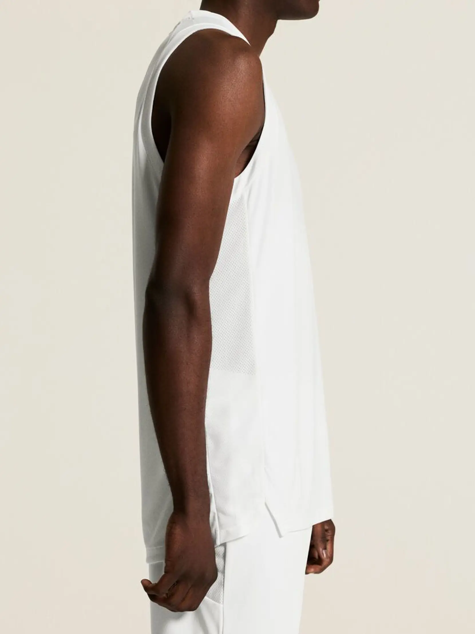 Bild på Basket 2.0 Singlet Contrast M Bild på Basket 2.0 Singlet Contrast M