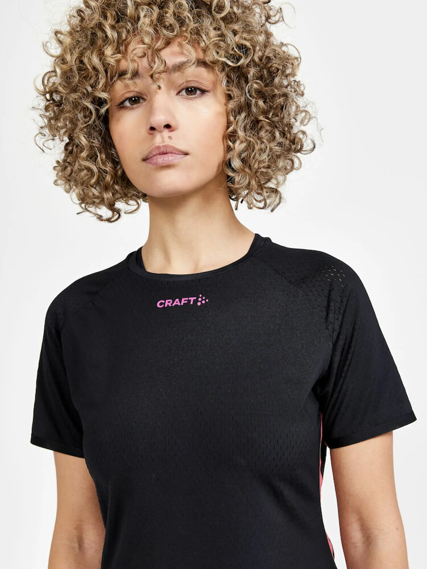 Bild på CTM Distance Warp Mesh SS Tee W Bild på CTM Distance Warp Mesh SS Tee W
