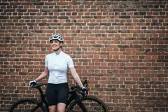 Bild på CORE Essence Bib Shorts W