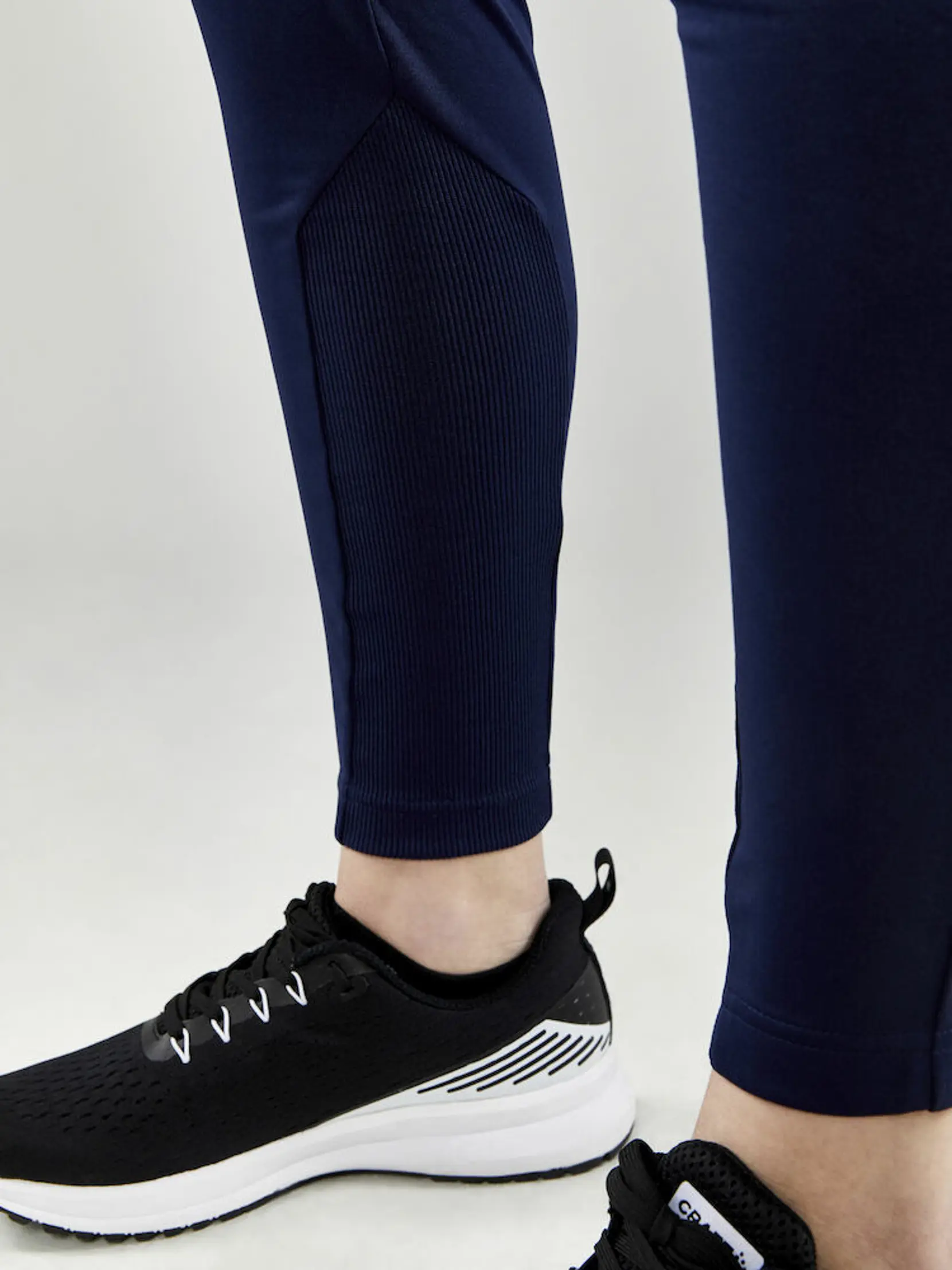 Bild på Evolve Slim Pants W Bild på Evolve Slim Pants W