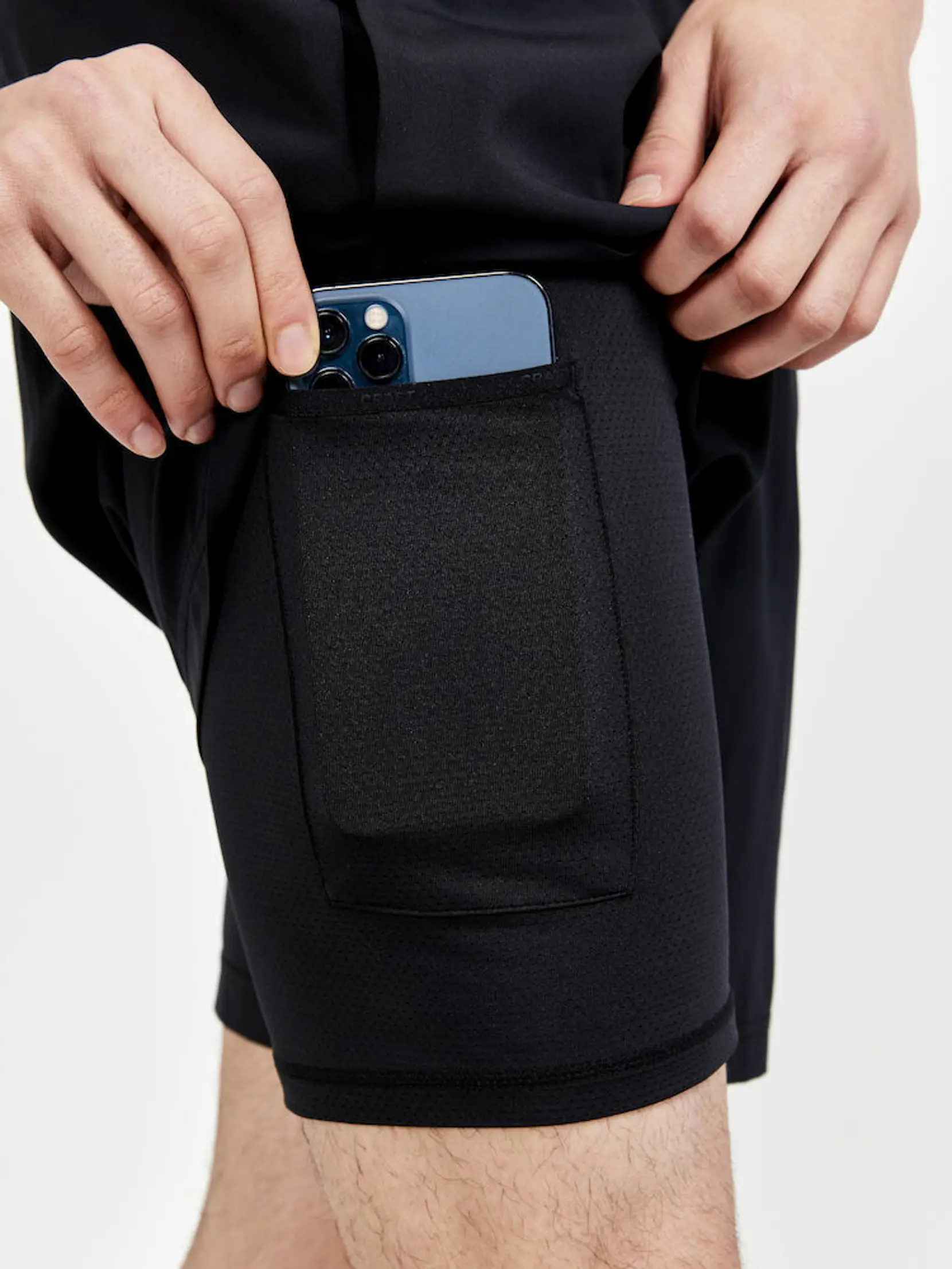 Bild på ADV Essence Perforated 2-in-1 Stretch Shorts M Bild på ADV Essence Perforated 2-in-1 Stretch Shorts M