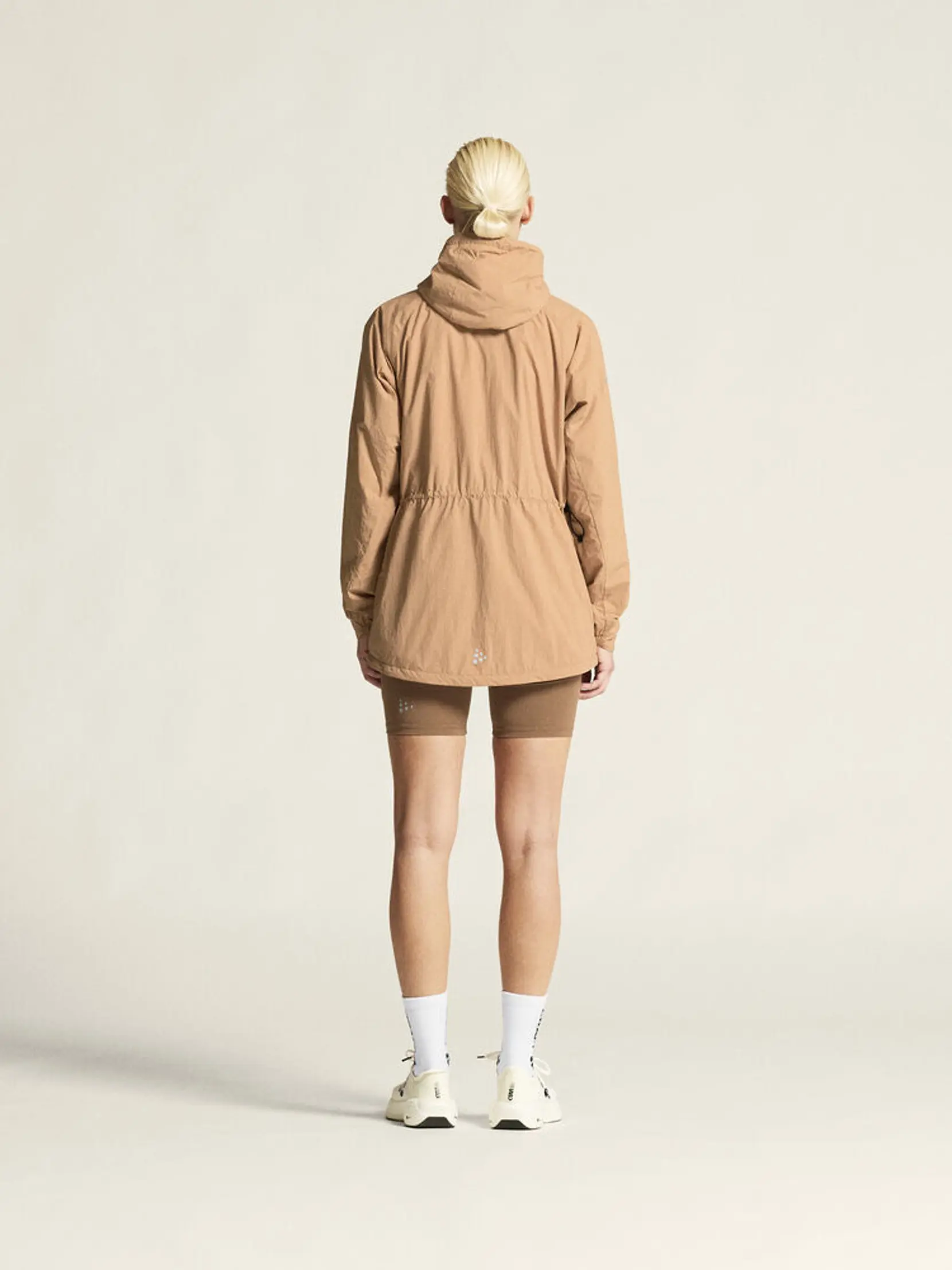 Bild på SubZ Warm Hood W Bild på SubZ Warm Hood W
