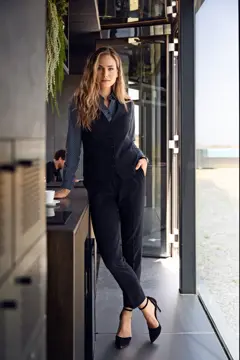 Bild på Signature Suit Trouser Woman