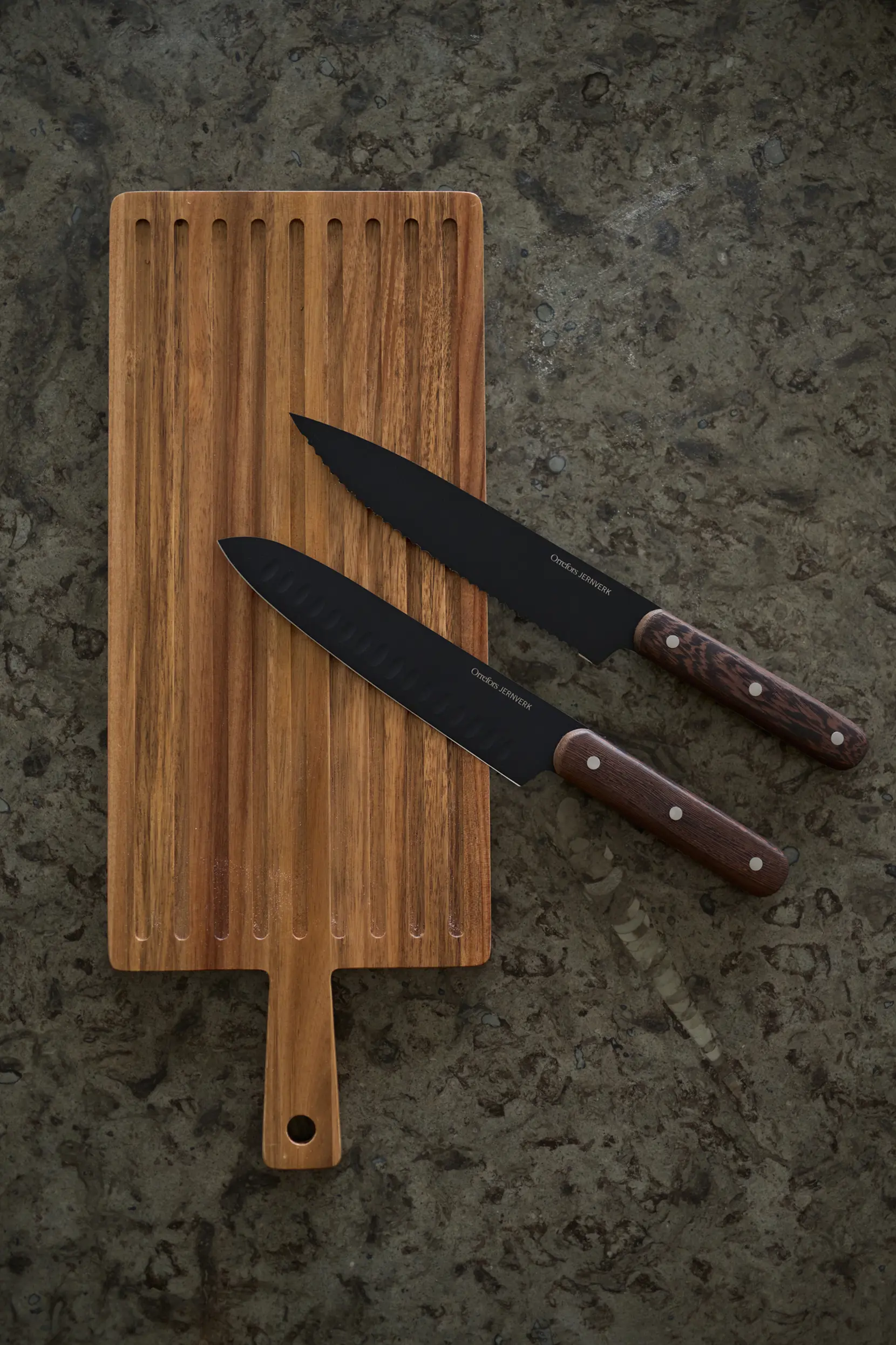 Bild på Blacksmith knivar 2-pack med skärbräda Bild på Blacksmith knivar 2-pack med skärbräda