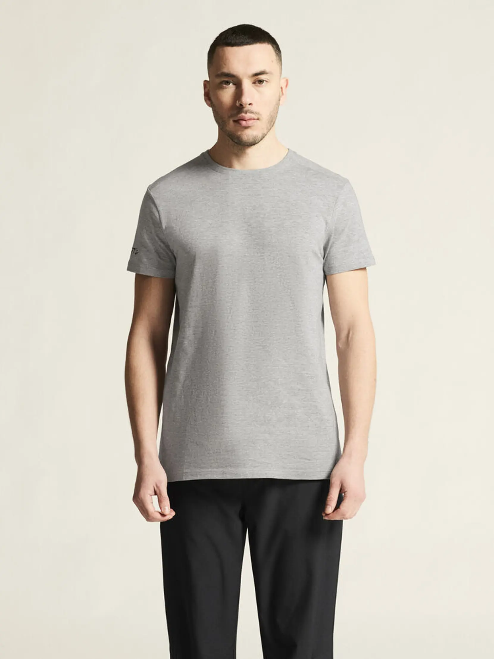 Bild på Merch SS Tee M Bild på Merch SS Tee M