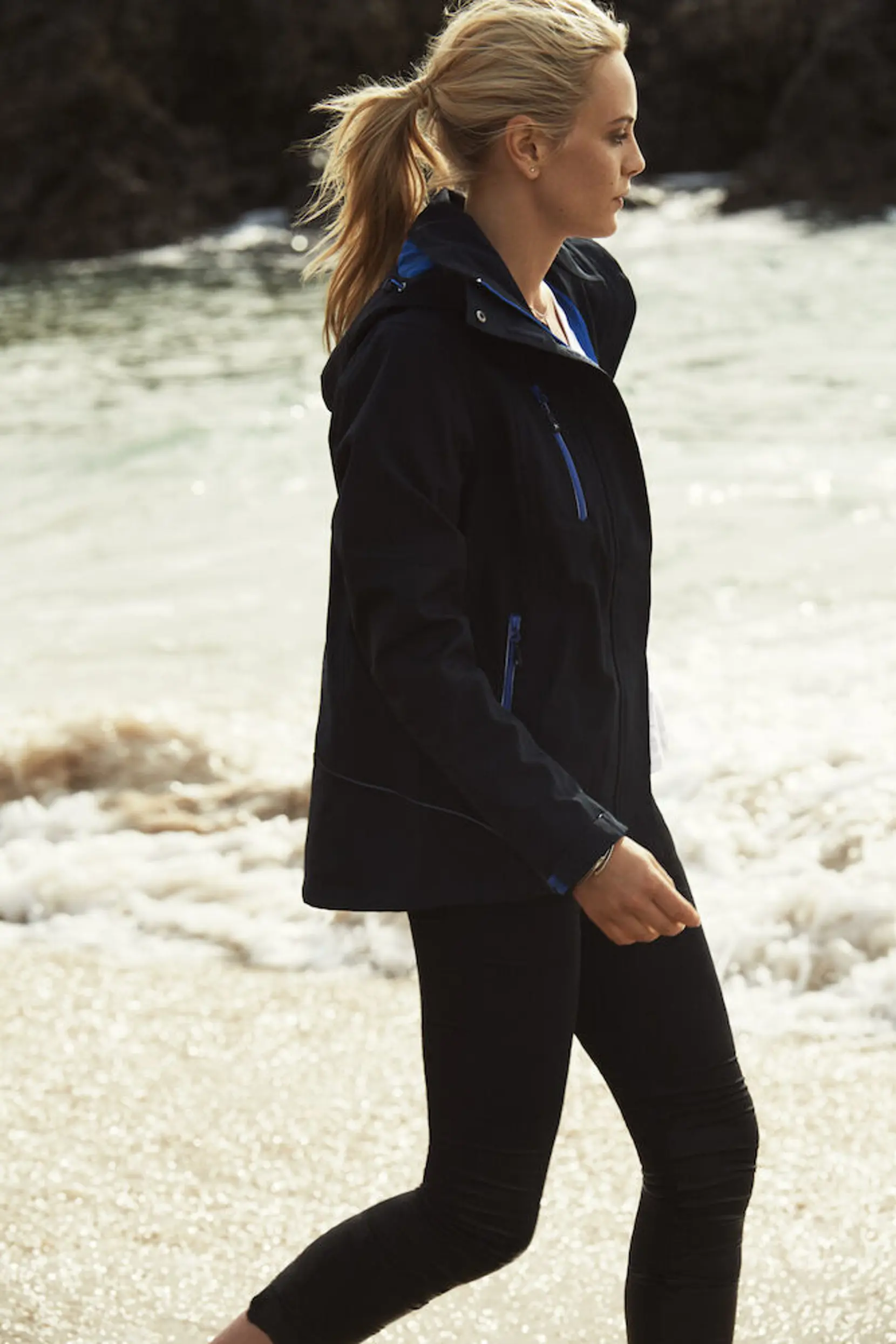 Bild på Islandblock Woman Bild på Islandblock Woman