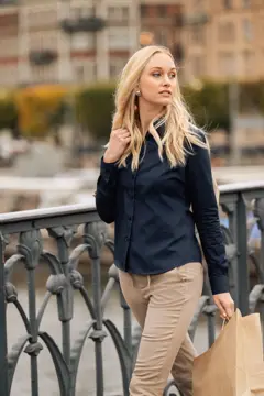 Bild på Freehold Woman