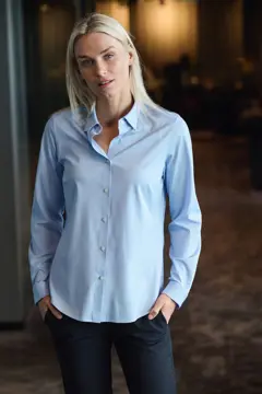 Bild på Indigo Bow 132 Knitted Shirt Contemporary W