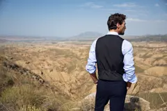 Bild på Signature Suit Vest