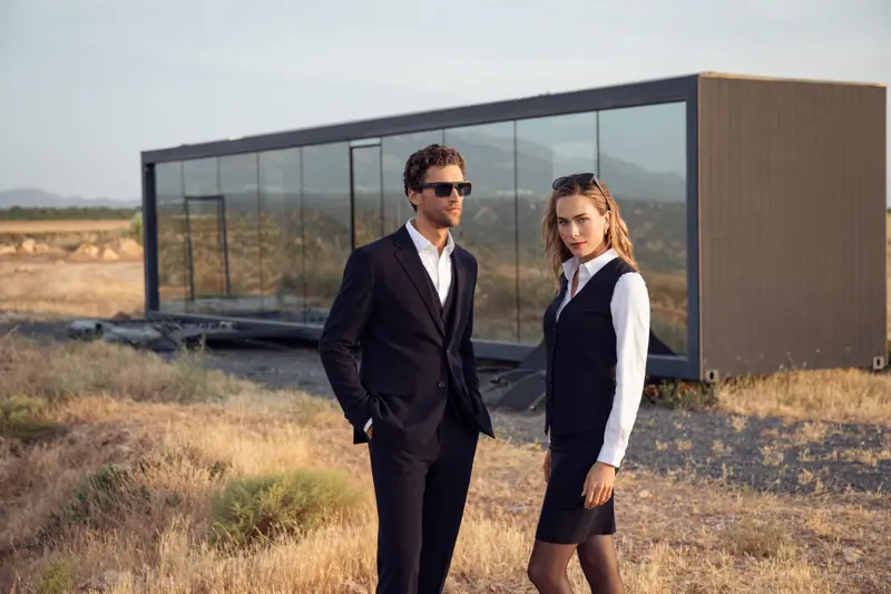 Bild på Signature Suit Vest Woman