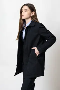 Bild på The Car Coat Woman