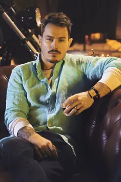 Bild på Indigo Bow 33 Linnen Shirt Slim Fit M
