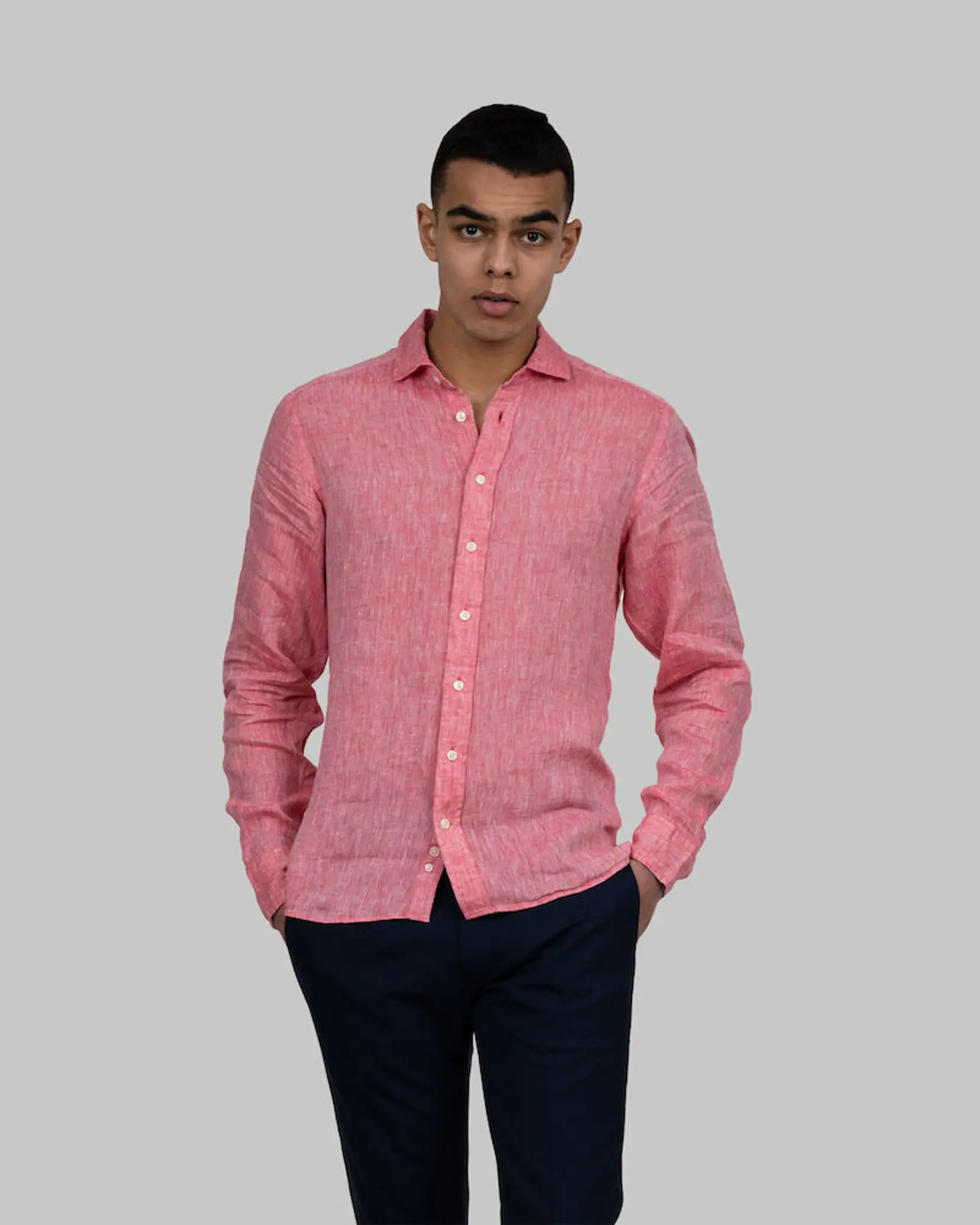 Bild på Indigo Bow 33 Linnen Shirt Slim Fit M Bild på Indigo Bow 33 Linnen Shirt Slim Fit M