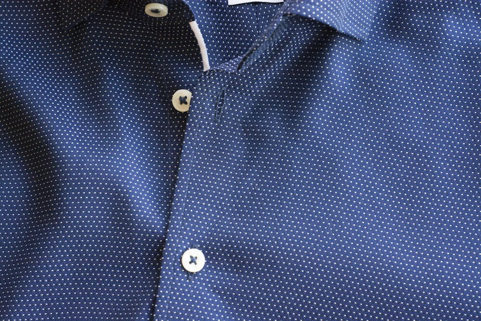 Bild på Purple Bow 49 Regular Bild på Purple Bow 49 Regular